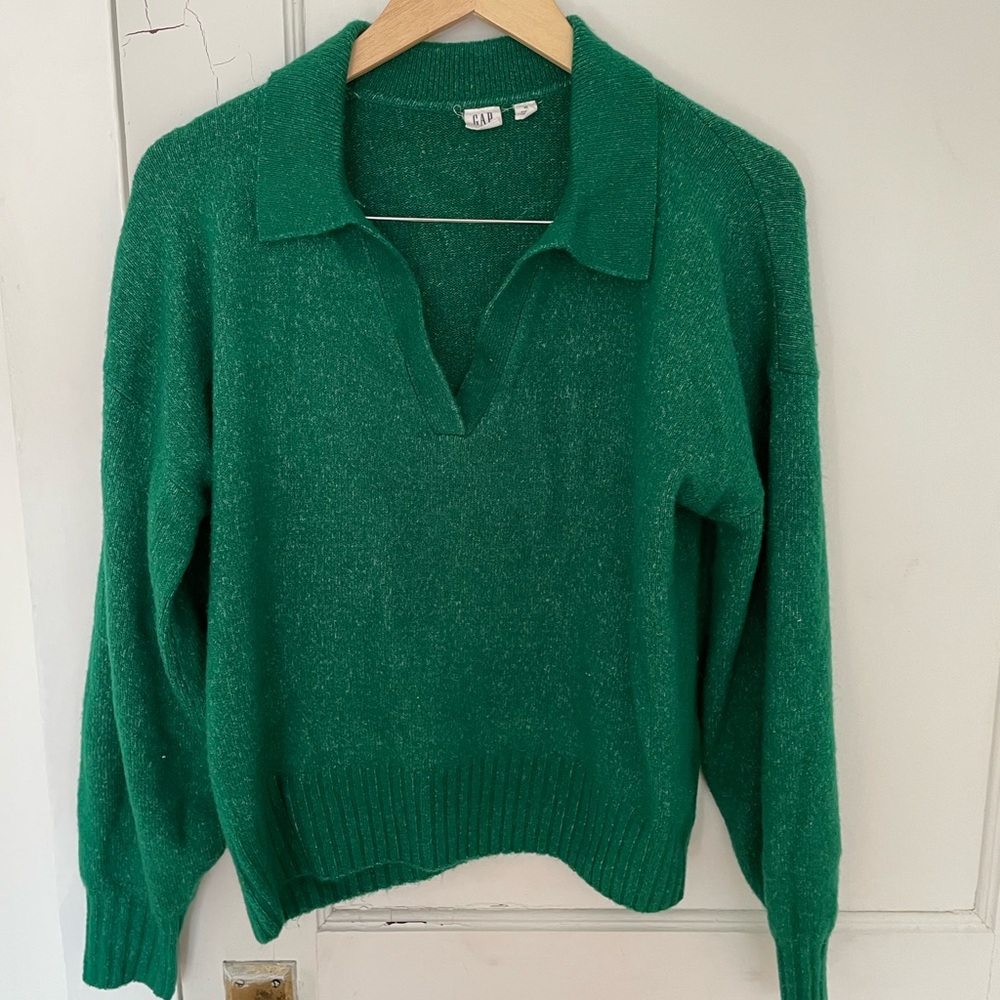 GAP Women's Green Collared Sweater